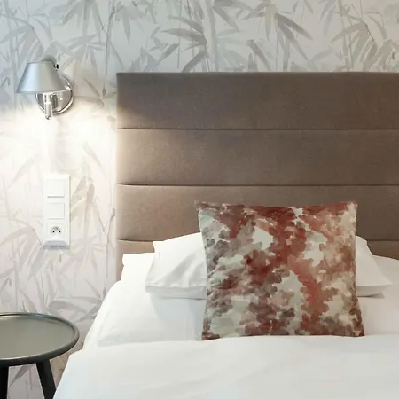 Equitana Hotel