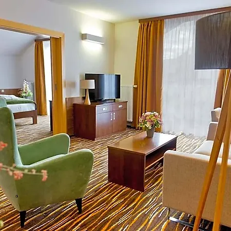 Equitana Hotel