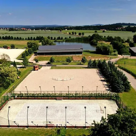 Equitana 4*